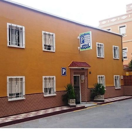 Pension La Puntilla เซวตา ภายนอก รูปภาพ