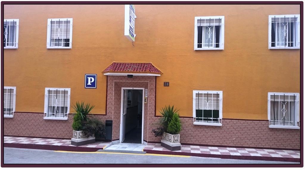 Pension La Puntilla เซวตา ภายนอก รูปภาพ